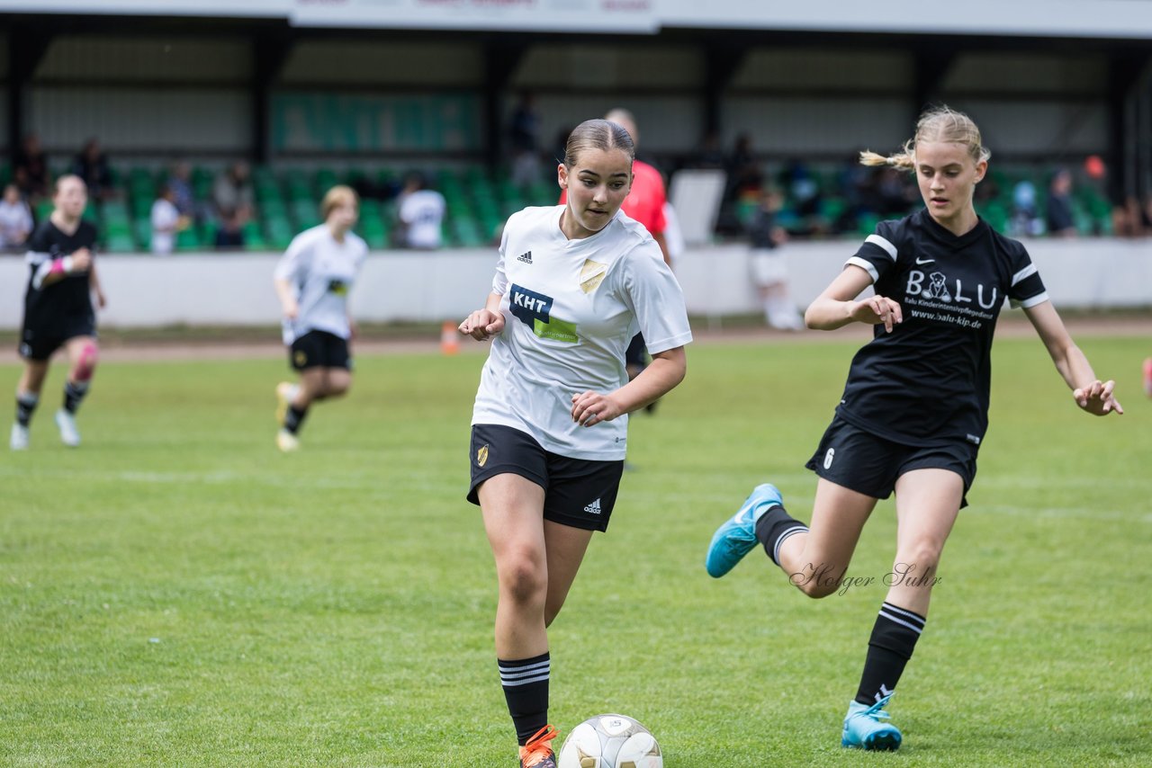 Bild 109 - Loewinnen Cup